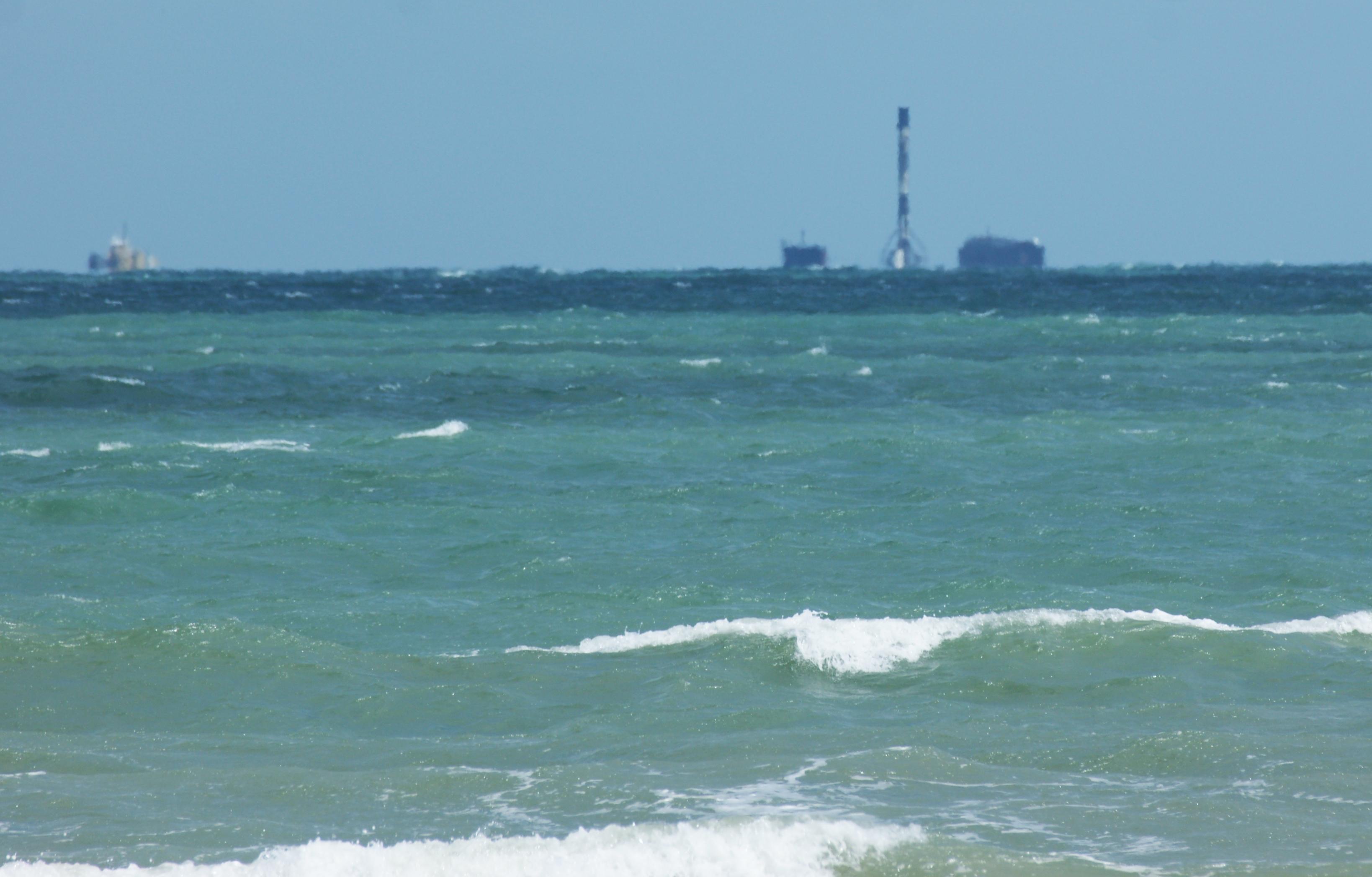 Falcon 9 Returning to Port Canaveral